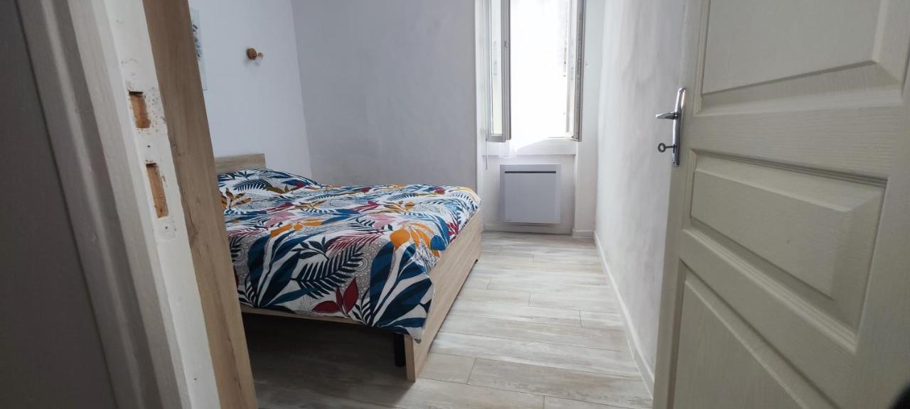 Apartment Le Republique Idealement Situe. *